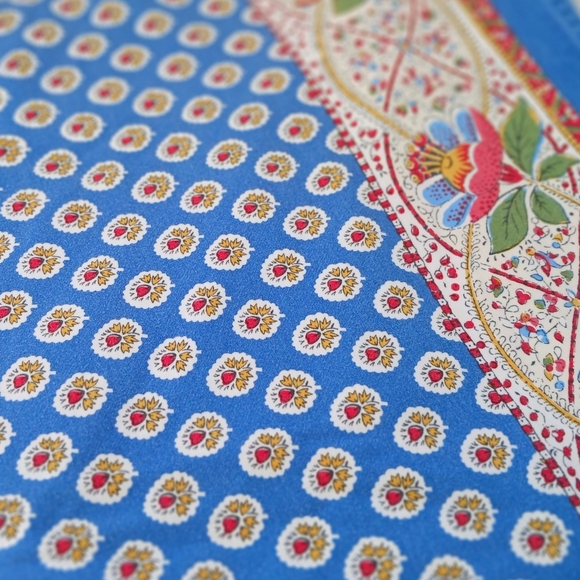 TWO Souleiado Tablecloths Vintage Cotton French Rectangle Red 67x63 Blue 68x61 - Picture 6 of 12